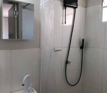 Vila Yolanda Apartment | Unidade independente e confortável, em sobrado residencial no coração de Foz! TÉRREO e piscina compartilhada