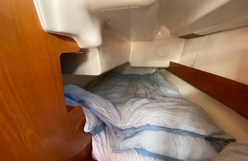 Ostend City Centre Boat Rental | Unieke slaapervaring op een zeilboot in het centrum van Oostende