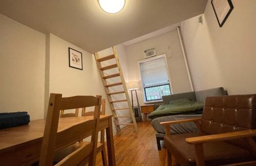 Gramercy Apartment | Union Square Studio 4 with Shower - Shared toilet
