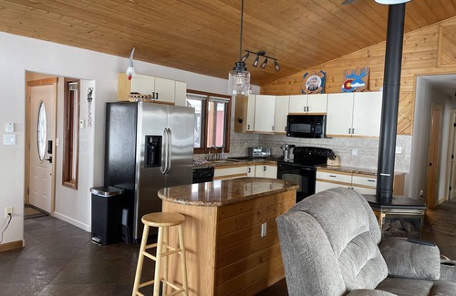 Grand Lake Cabin | Unique 2 bedroom/2 bath cabin + 3 bedroom/1 bath guest cabin!