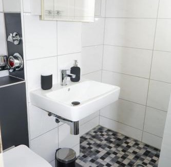 Gartenstadt Sud Apartment | unique - 3 Zimmer - Loggia - Küche - Waschmaschine