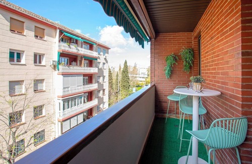 Centro - Sagrario Apartment | Unique Apt. With Parking in Granada. Fuente Nueva