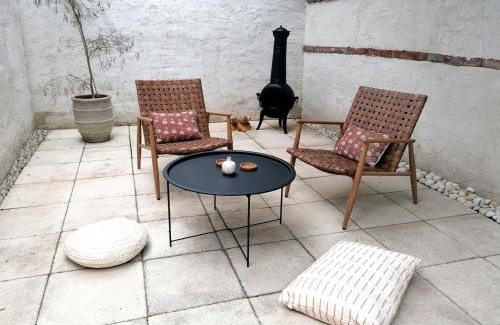 Norwich House | Unique city centre house with log burner & courtyard
