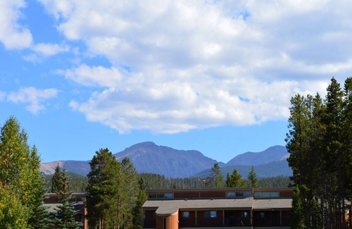 Winter Park Condo | Unique & colorful condominium close to downtown, minutes from WP Resort
