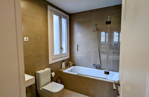 Sant Pere RV Rental | Unique & cozy premium suite with sunset terrace in Born, Barcelona