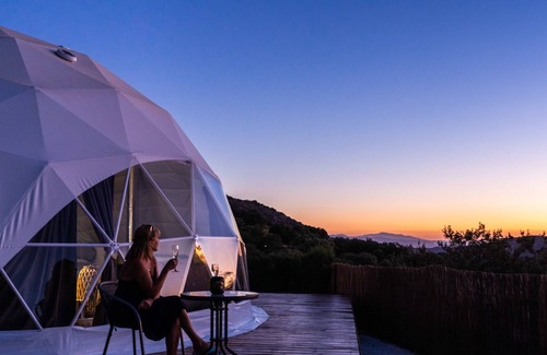 Dudar Apartment | Unique Dome Retreat