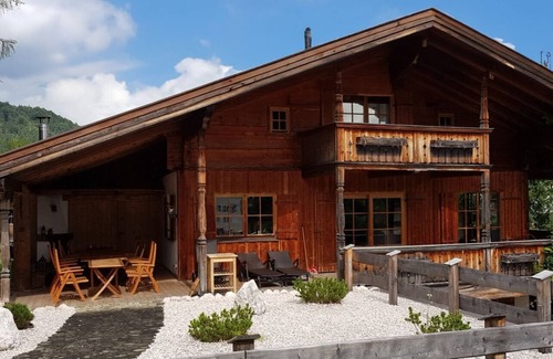 Reit im Winkl House | * Unique - extremely generous comfort object in mountain hut style *