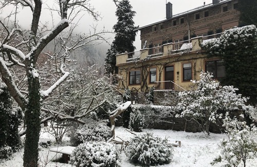 Traben-Trarbach Apartment | unique holiday apartment in a historic Moselle villa on the Moselle promenade