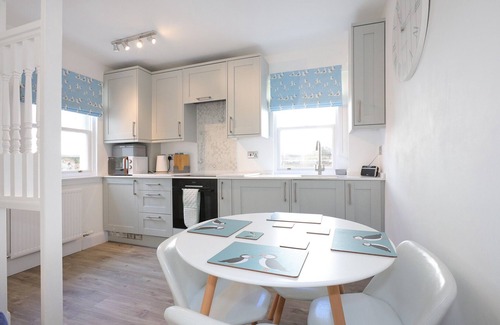 North Berwick House | Unique home in the heart of North Berwick. Sleeps 3
