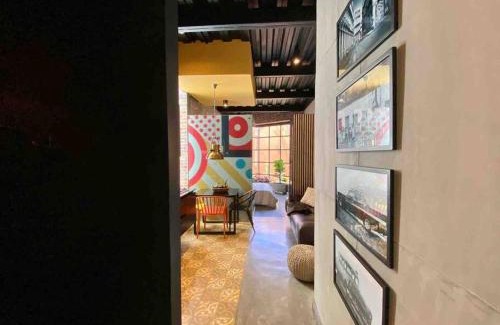 Financial District Apartment | Unique Loft Design, Zona G with View Garden