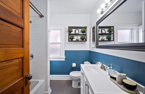Speer House | Unique & Spacious Home With Backyard & Patio