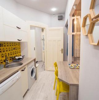 Ujlipotvaros Apartment | Unique Studio at the Danube with Aircon
