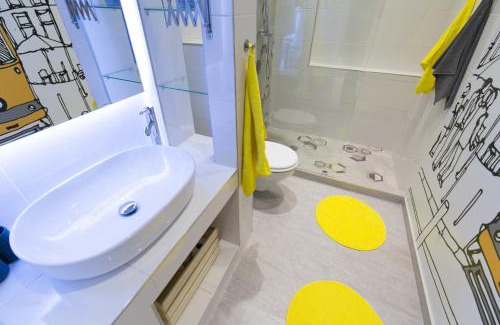 Ujlipotvaros Apartment | Unique Studio at the Danube with Aircon