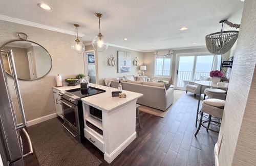 Northeast Virginia Beach Apartment | Unit 1401 - 14th Floor Luxury Condo Private Haven!