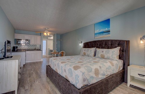 Surf City Hotel | Unit 215SD at Tiffany's Motel