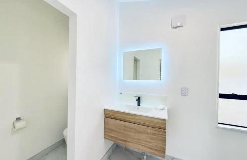 Fenton Street Hotel | Unit 4 Fenton Sumner Lodge