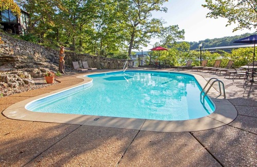 Village of Four Seasons House | UNIT 9 - TREETOP 2 BEDROOM VILLA