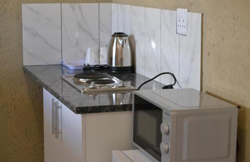 Polokwane Bed & Breakfast | Unit G Guest House