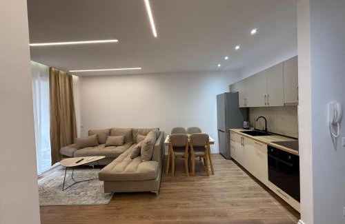 Kamez Apartment | Univers City Apartment