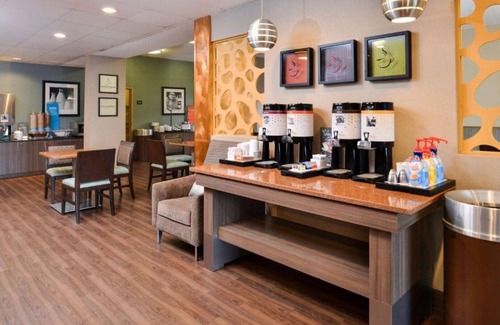 Florida Center North House | Universal Orlando® Partner Room