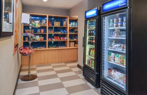Florida Center North House | Universal Orlando® Partner Room