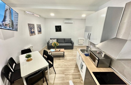 Tetuan Apartment | Universidad by Oshun Apartments