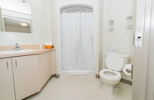 Sandy Hill Hotel | University of Ottawa Residence