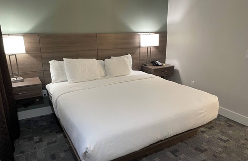 Davis Hotel | University Park Inn & Suites, an Ascend Collection Hotel