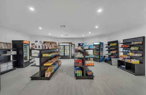 Kissimmee Apartment | ✨Unlock Affordable Luxury – Designer Studios Starting Below Market Rates!