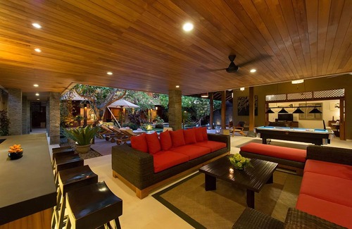 Laksmana Villa | Unlock Lower Rate 7BR villa by the beach, Seminyak