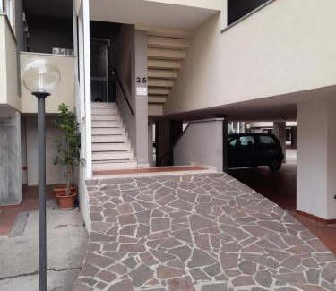 Torre Pedrera Apartment | Uno Scorcio di Blu