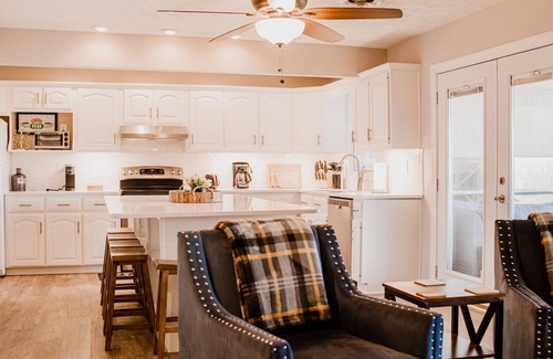 Bronston Condo | Unsalted Overlook 12-3- Golf, Pool, Pickleball