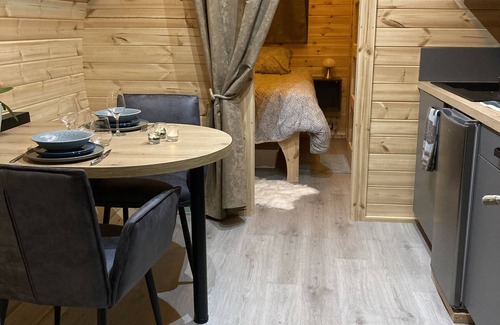 Jonquieres Cottage | UNUSUAL GITE IN PROVENCE