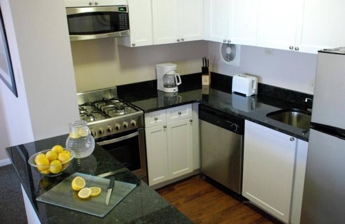Rittenhouse Row Hotel | Unwind in Stylish Suite with Kitchen | Rooftop & City Views | Pets Stay Free