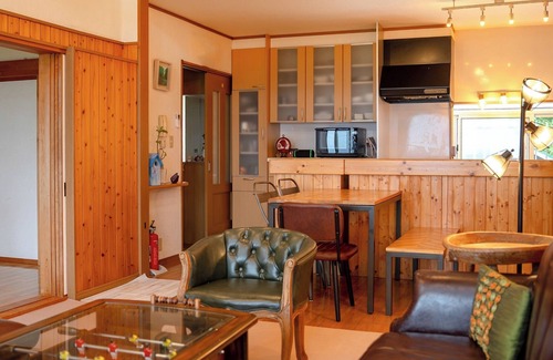Futo House | Up to two small dogs are allowed for free A 2LDK singlestory rental villa with a dog run/Ito Shizuoka