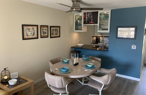 Winter Haven Condo | Updated 2 Bedroom Condo On Lake Lulu