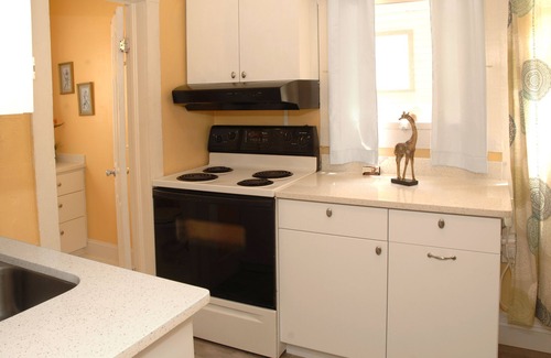 Lincolnville Apartment | Updated Adorable Downtown Small Apartment. Just Park & Walk Everywhere in Town!