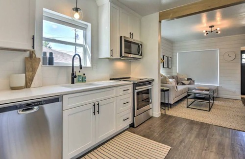 Provo House | Updated, Clean Provo Home - 1 Mi to BYU, 17 Mi to Sundance Resort!
