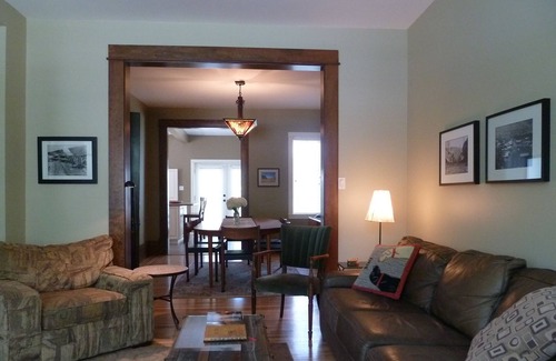Nelson House | UPDATED, FULLY-EQUIPPED, HERITAGE HOME-AWAY-FROM-HOME, REDUCED APRIL RATES.
