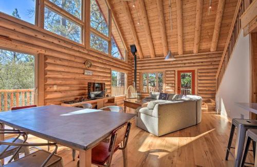 Groveland House | Updated Groveland Cabin with Wraparound Deck!