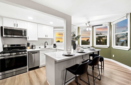 Sherman Heights Apartment | Updated Historic Suite | Queen Bed + Kitchenette