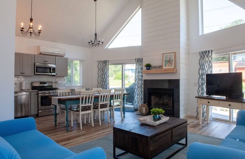 Narragansett House | Updated Home with Passes to Kelly Beach