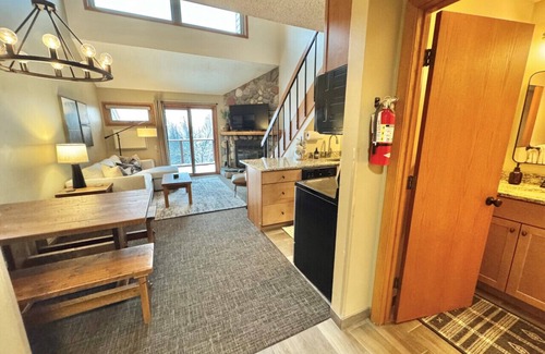 Lutsen Apartment | Updated Lutsen Mtn Condo Ski in Ski out Location Location