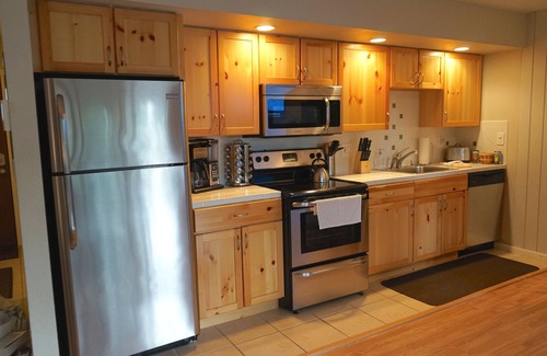 Century West Condo | Updated Mt.Bachelor Village Resort (*Guest Cleaning fee Comp'd) + IKON offer