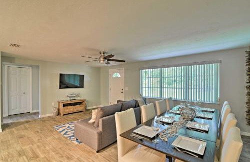 Yankeetown House | Updated Rustic Yankeetown Home with Lanai and Dock