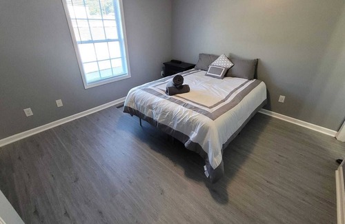 Bloomington House | Updated Town Home! Short Drive to IU! Pet Friendly!