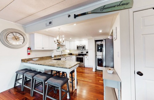 Ocean City Condo | Updated waterfront condo with washer/dryer, central AC, & seasonal pool