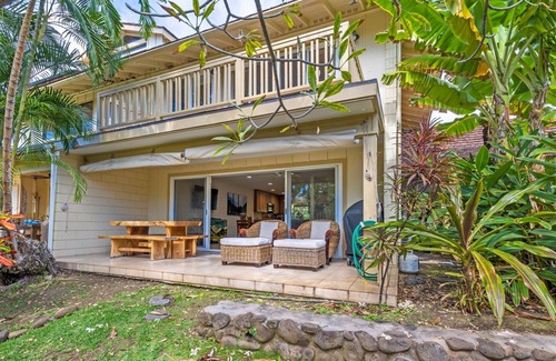 Downtown Lahaina Condo | Upgraded, clean, and spacious! Close to beach & pools! New A/C system March 2023