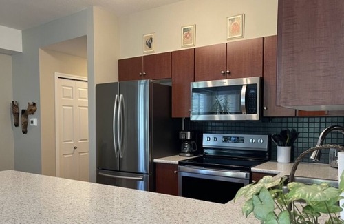 Quail Ridge Condo | Upgraded, Large 3 Bedroom Condo - Okanagan Golf Course, Sleeps 6, Pool & Hot Tub