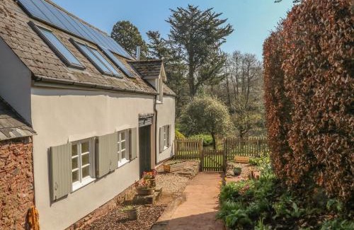 Minehead House | Upper Barn Cottage